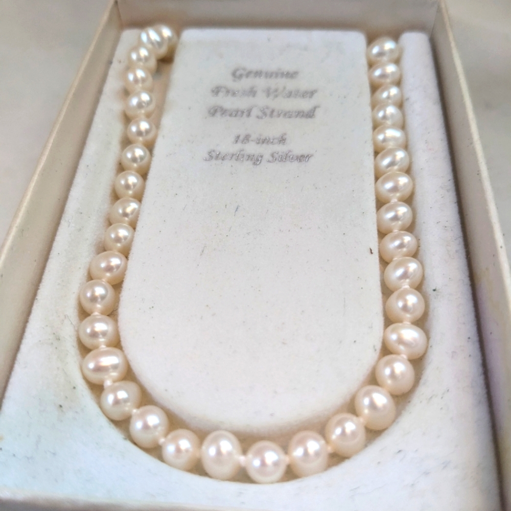 Genuine freshwater pearl necklace sterling silver 18 in Pearl strand